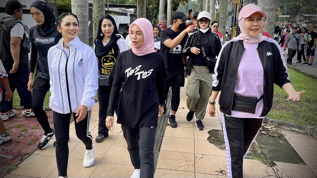 Istri Capres nomor urut 3 Ganjar Pranowo, Siti Atikoh Suprianti.