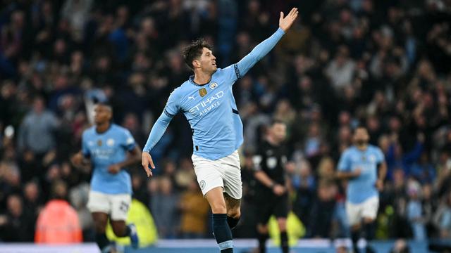Foto: Melihat Gol Pamungkas John Stones yang Buyarkan Kemenangan di Depan Mata Arsenal Atas Manchester City