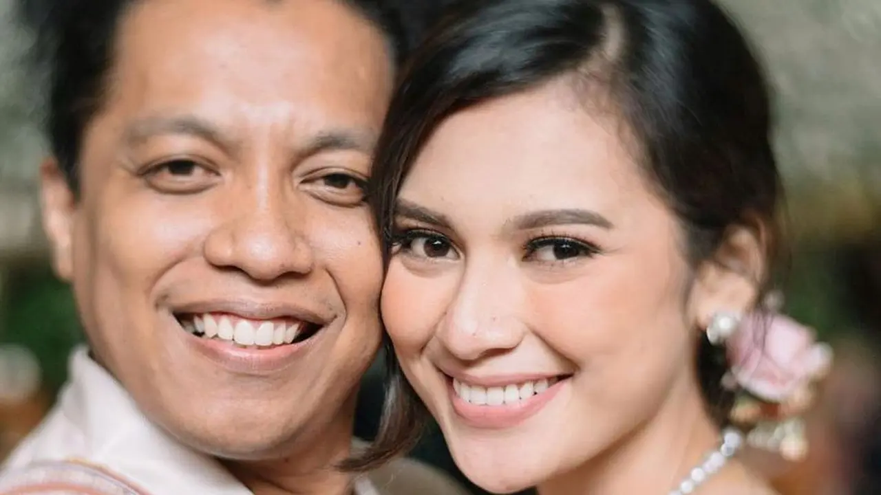 [Fimela] Arie Kriting dan Indah Permatasari