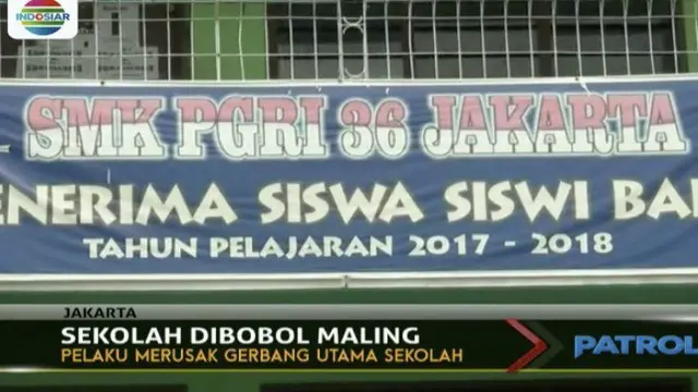 Ditinggal libur panjang, sekolah di kawasan Kalideres, Jakarta, kemalingan. Belasan laptop dan sebuah proyektor raib digondol pencuri.