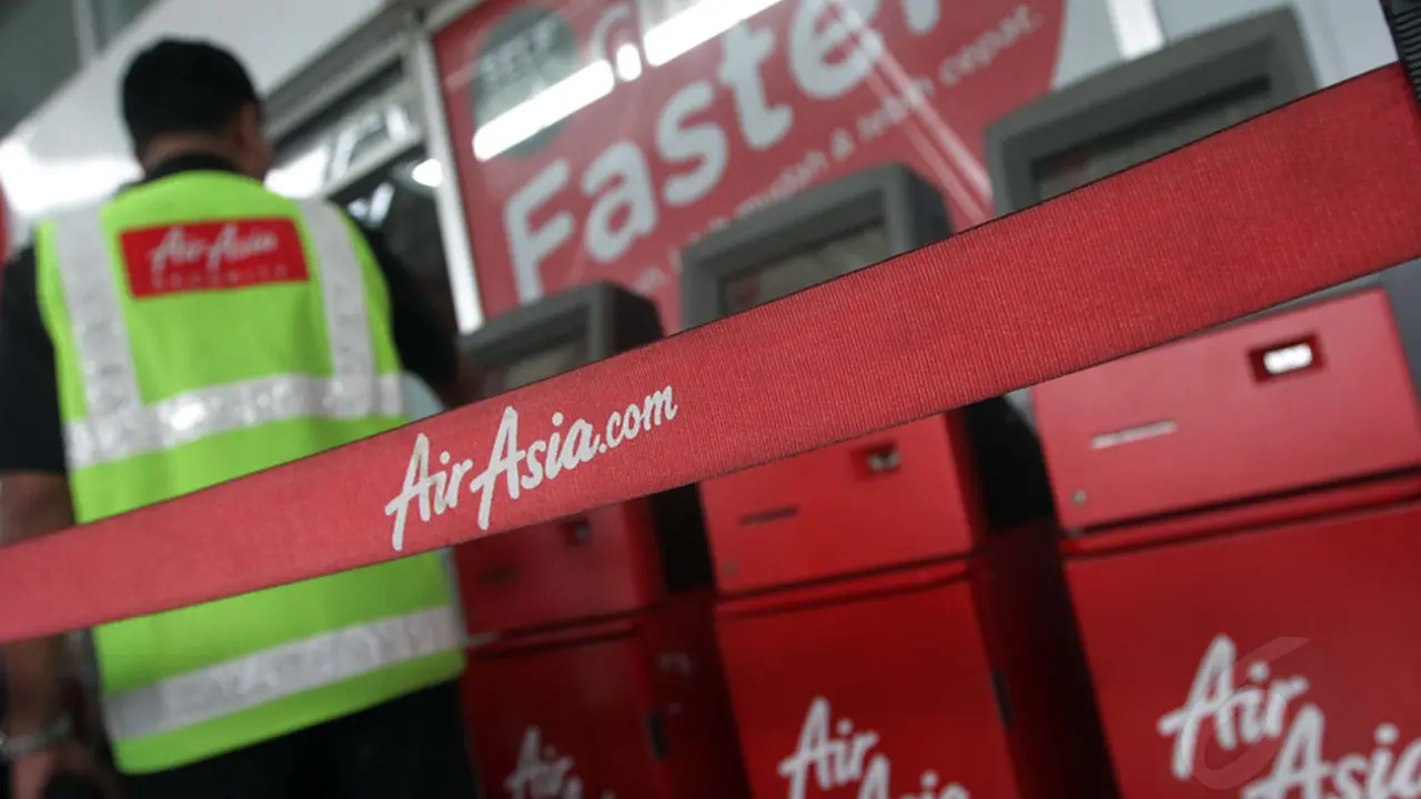 Suasana Tempat Penjualan Tiket AirAsia Di Bandara Soetta