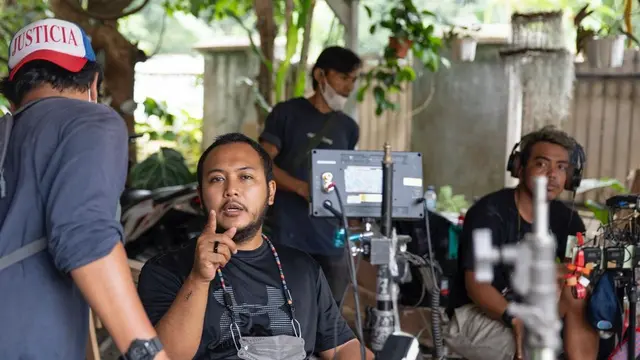 Coba Hal Baru, Ini 6 Potret Reza Aditya saat Jadi Sutradara Web Series
