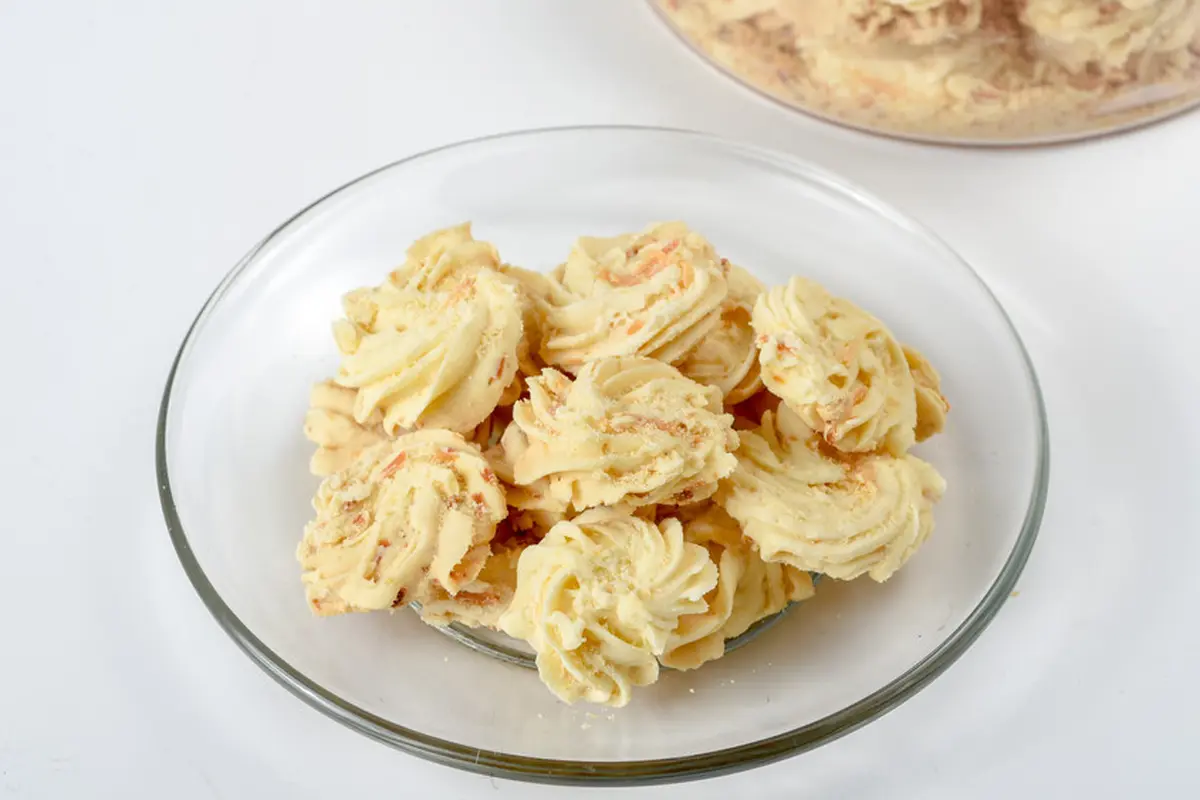 kue sagu