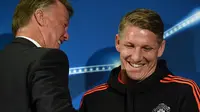 Schweinsteiger Dikritik Van Gaal, Low Pasang Badan
