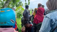 Kondisi&nbsp;Desi, emak-emak warga Desa Karanggeneng RT 01 RW 02, Kecamatan Kunduran, Kabupaten Blora, usai menjadi korban begal. (Liputan6.com/ Ahmad Adirin)