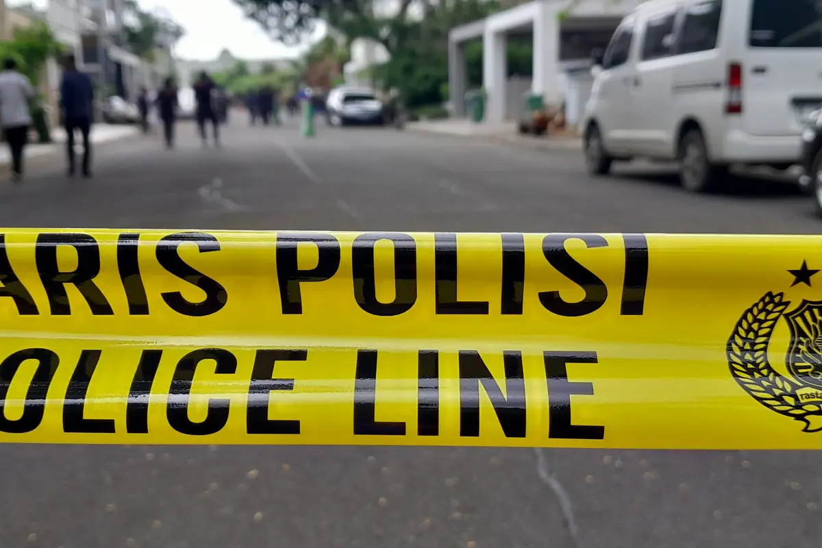 Mario Dandy Satriyo (20), Shane (19) dan peran pengganti AGH alias AG menjalani reka adegan atau rekonstruksi kasus penganiayaan terhadap David Latumahina alias Cristalino David Ozora.