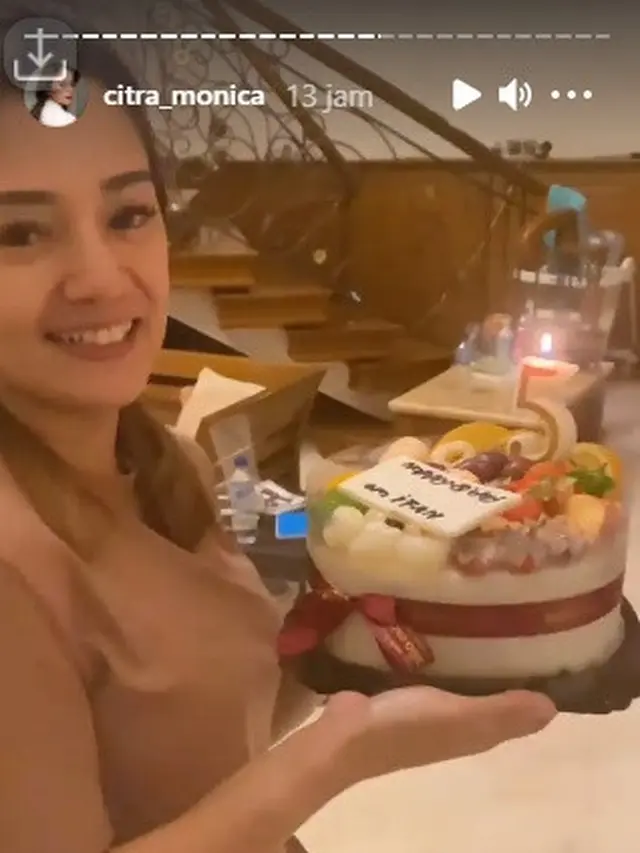 6 Potret Kejutan Ulang Tahun Ifan Seventeen dari Citra Monica