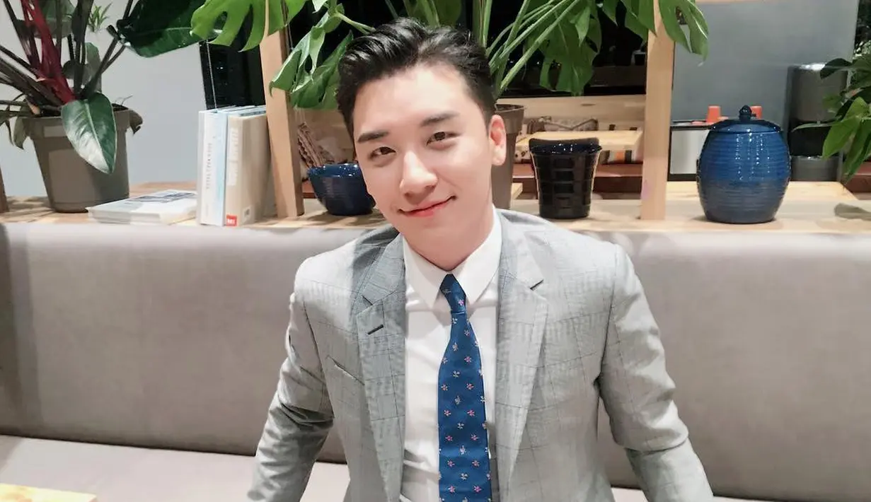 "Setelah membeli tanha di sekitar dan menaikan pinjaman dengan kenalan, uangnya terikat selama bertahun-tahun, hatiku dan pikiranku jadi berat," tuturnya. (Foto: instagram.com/seungriseyo)