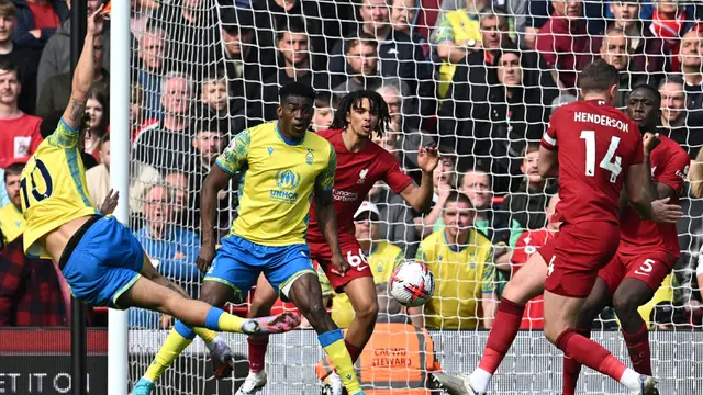 Foto: Liverpool Amankan Kemenangan Susah Payah atas Nottingham Forest di Liga Inggris Melalui Gol Penentu Mohamed Salah
