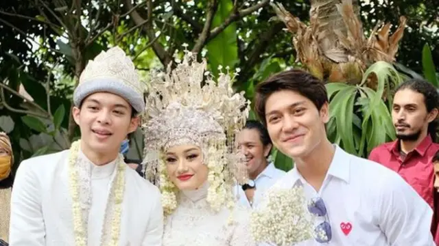 Rey Mbayang - Dinda Hauw - Rizky Billar (Foto: Instagram/@rizkybillar)