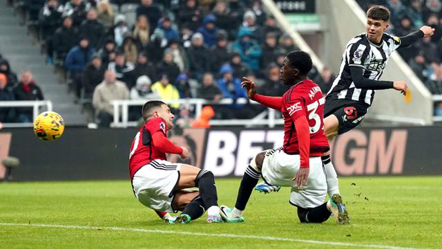 Newcastle United Vs Manchester United