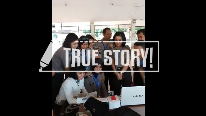 True Story! Polwan asal Pontianak Ini Lihat Ijab Qabul Calon Suami Lewat Video Call