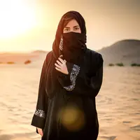 Perempuan inspiratif dalam islam/copyright shutterstock.com/Bojan Milinkov