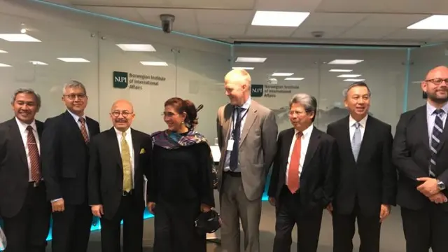 Menteri Kelautan dan Perikanan Susi Pudjiastuti memberi kuliah umum di Norwegian Institute of International Affairs (NUPI). (Dok KKP)