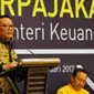 Dirjen Pajak Ken Dwijugiasteadi memberikan paparan saat menggelar dialog perpajakan bersama pemuka-pemuka agama di Jakarta, Rabu (22/2). Dialog digelar menjelang berakhirnya periode terakhir tax amnesty pada 31 Maret 2017. (Liputan6.com/Angga Yuniar)