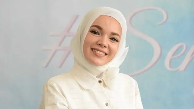 Dewi Sandra