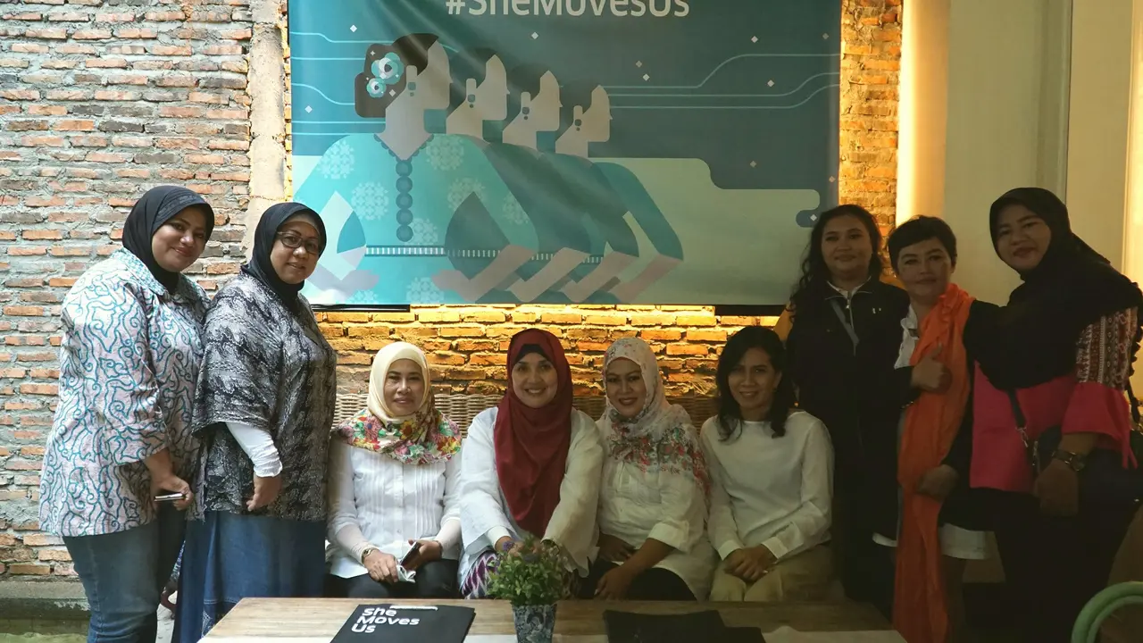 Ini yang terjadi pada Evie Tavipi, seorang orangtua tunggal yang harus berjuang menghidupi ia dan tiga anaknya. 