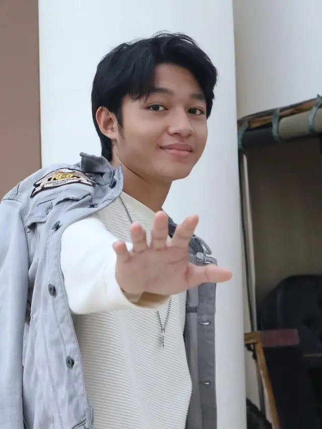 Punya Suara Merdu, Ini 6 Potret Anak Vokalis Band yang Ikuti Jejak Sang Ayah