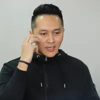 "Sejak awal, Edison orang yang selalu memperhatikan keselamatan saya. Dia selalu mengungkapkan itu. Di sini saya cukup terpukul pada akhirnya Edison menjadi korban dalam aksi Death Drop," ujar Demian Aditya. (Adrian Putra/Bintang.com)