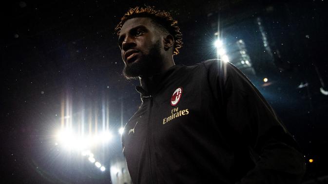Tiemoue Bakayoko belum mendapatkan kesempatan yang banyak di AC Milan. (AFP/Marco Bertorello)