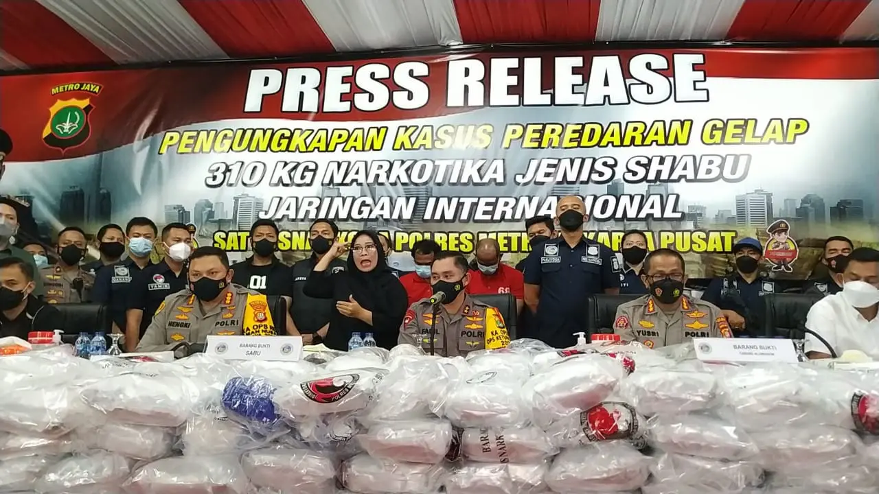 (Satresnarkoba) Polres Metro Jakarta Pusat berhasil membongkar jaringan narkoba internasional