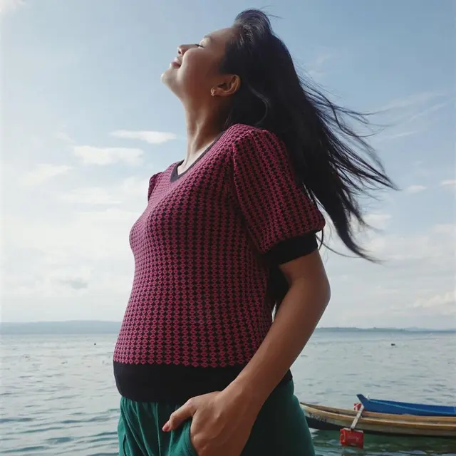 Indah Permatasari pamer baby bump
