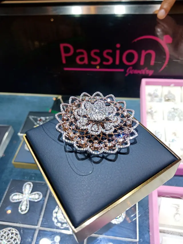 Aubrey, Koleksi Perhiasan Emas Berlian Penuh Makna Perbedaan