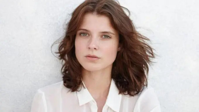 Gaya Rambut Ini Bisa Bikin Tampilan Awet Muda