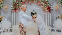 Ilustrasi pernikahan, menikah, pengantin. (Photo by Yudha Allam on Pexels.com)