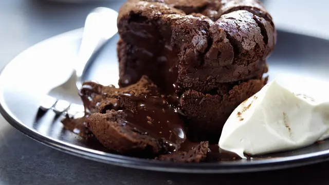 5 Alasan Cintai Kue Cokelat