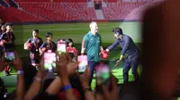 Cerita Fans Manchester United Ketemu Ryan Giggs di Jakarta: Dapat Sambutan Hangat Sang Legenda Gara-Gara Hal Ini