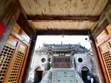Bangunan-bangunan kuno di Kota Jingziguan, Wilayah Xichuan, Provinsi Henan, China tengah (25/8/2020). Kota Jingziguan terletak di perbatasan provinsi Henan, Hubei, dan Shaanxi. (Xinhua/Feng Dapeng)