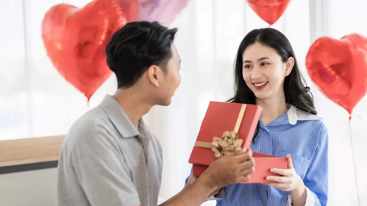 Ide Kado Valentine yang Dipakai Setiap Hari, Skincare Korea Jadi Pilihan yang Lebih Personal