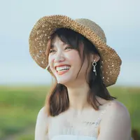 Ilustrasi perempuan yang sedang tersenyum (sumber foto: pexels.com/Tran Duc Hung)