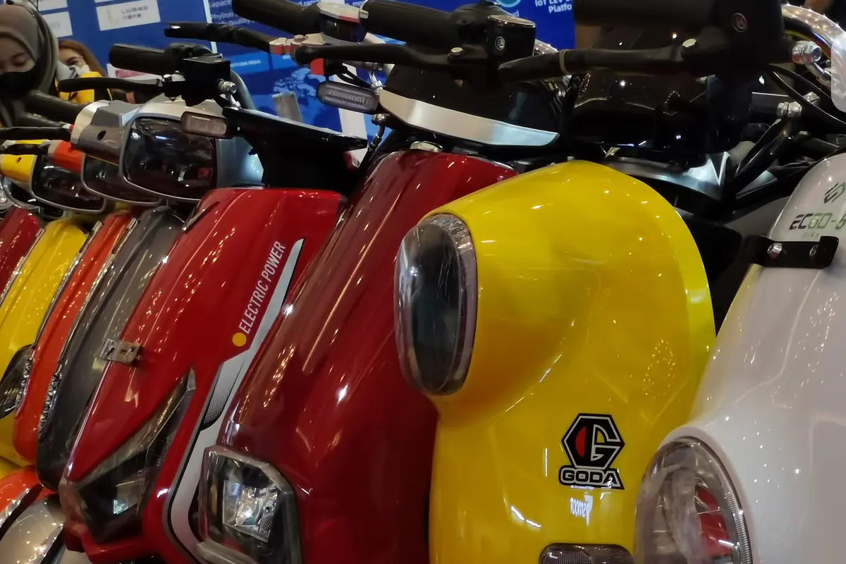PAMERAN INDONESIA ELECTRIC MOTOR SHOW