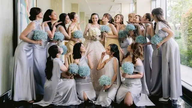 Bridesmaid Beby Tsabina (Instagram/thebridestory)