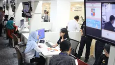 Suasana Mal Pelayanan Publik (MPP) yang berlokasi di Lippo Plaza Kebun Raya Bogor, Senin (26/8/2019). Mal Pelayanan Publik (MPP) yang dibangun di atas lahan 740 meter persegi memberi kemudahan bagi masyarakat dalam mengakses 145 layanan perizinan dari pemerintah. (Liputan6.com/Angga Yuniar)