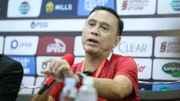 Ketua Umum PSSI, Mochamad Iriawan saat konferensi pers usai pertandingan laga uji coba FIFA Matchday antara Timnas Indonesia menghadapi Curacao di Stadion Gelora Bandung Lautan Api (GBLA), Bandung, Jawa Barat, Sabtu (24/9/2022) malam WIB. (Bola.com/Bagaskara Lazuardi)