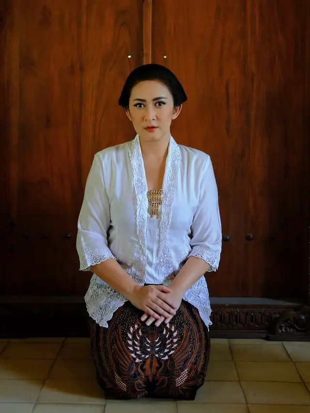 Nafa Urbach. (Foto: Dok. Instagram @nafaurbach)