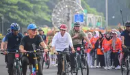 Presiden Jokowi menghabiskan akhir pekan dengan bersepeda pagi di kawasan car free day (CFD) Jalan Jenderal Sudirman hingga M.H. Thamrin, Jakarta, Minggu (5/5/2024). (Foto: Biro Pers Sekretariat Presiden)