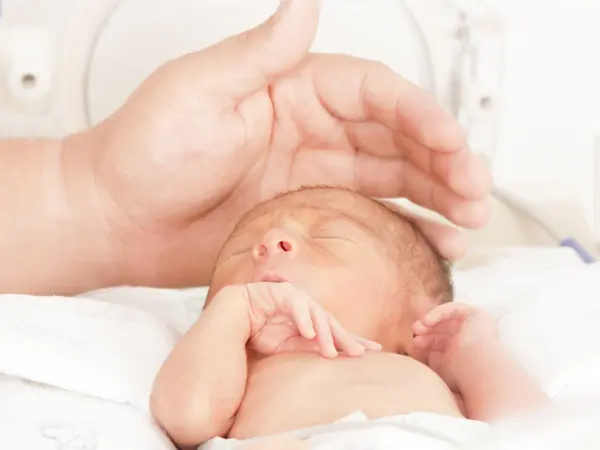 Satu zat bernama HA telah ditemukan untuk melindungi janin dari kelahiran prematur