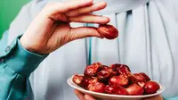 Amankah Mengonsumsi Kurma untuk Penderita Gula Darah? Ketahui Aturannya
