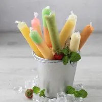ilustrasi es lilin pelangi/copyright by Ika Rahma H (Shutterstock)