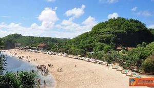 Saat mudik dan liburan ke Jogja, cobalah untuk menjelajahi pantai-pantai yang berada di Kabupaten Gunung Kidul bagian selatan.