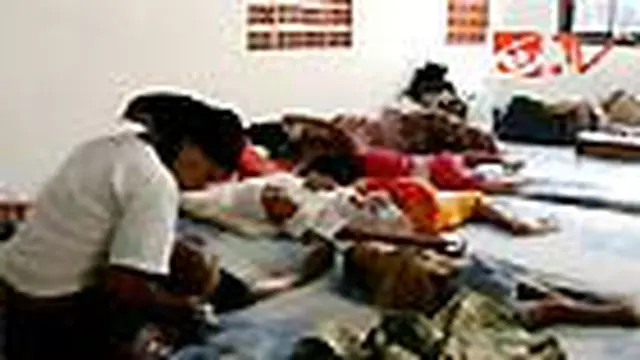 Keluarga Pimpinan Ahmadiyah Terancam Tak Bisa Pulang