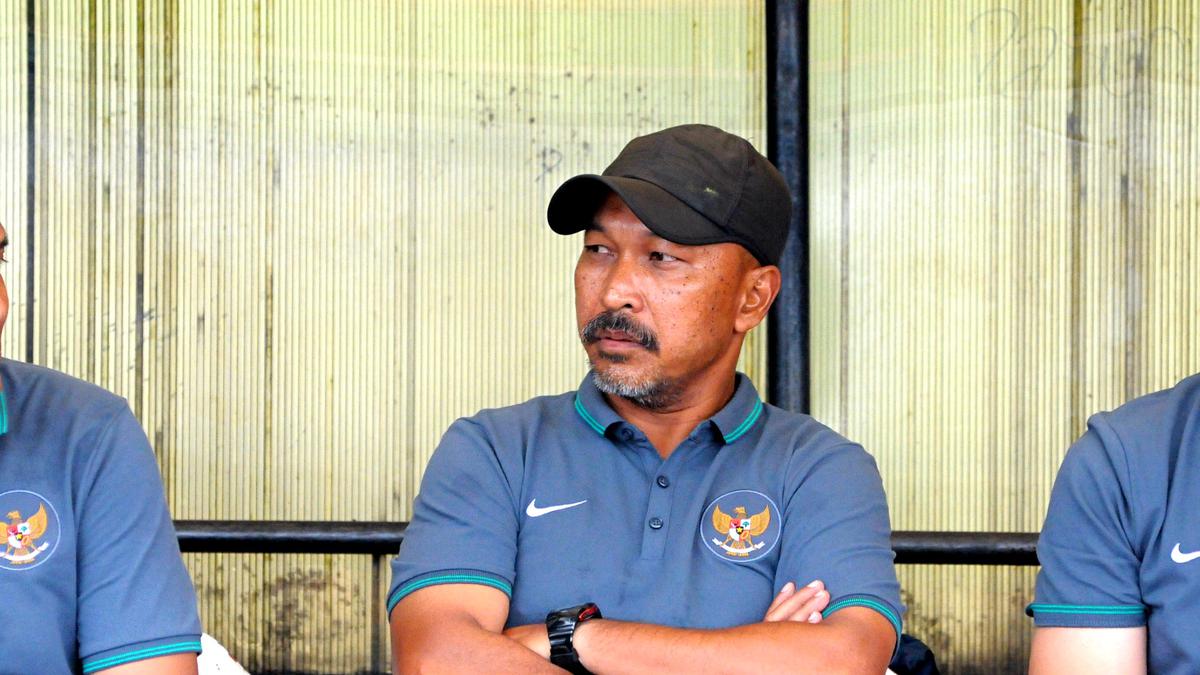 Indonesia U-16 dan U-19 Dibubarkan, Fachry Kembali Jadi Pegawai
