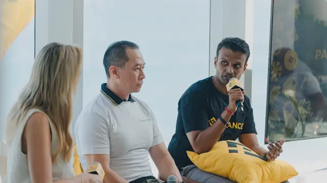 Panel diskusi "Cracking Asia: What It Takes to Enter, Win, and Scale" di Coinfest Asia 2026. (Dok Tokocrypto)