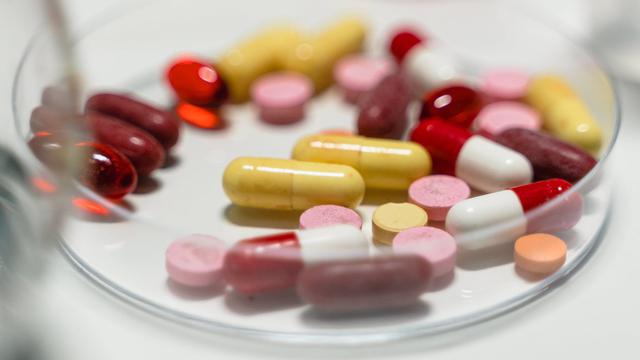 Ilustrasi obat-obatan.