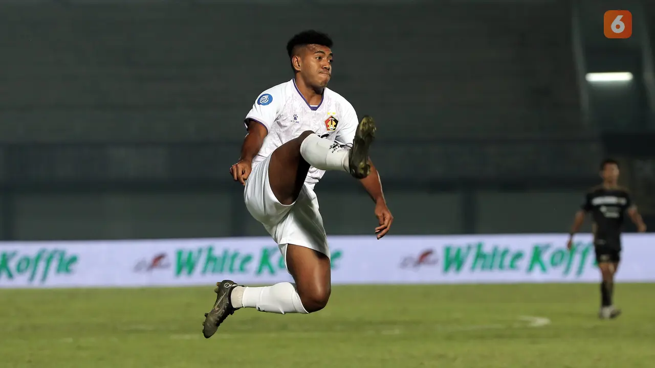 Pemain Persik Kediri Jeam Kelly Sroyer