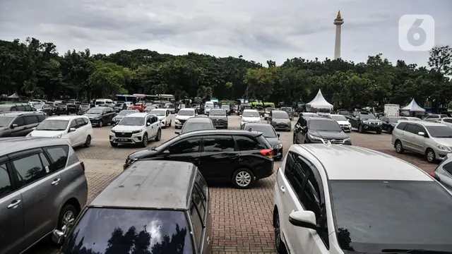 Penerapan Tarif Parkir Tertinggi untuk Mobil Tidak Lolos Uji Emisi